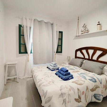 Apartamento Louise 1 Minuto A Pie Del Mar Tías Exterior foto